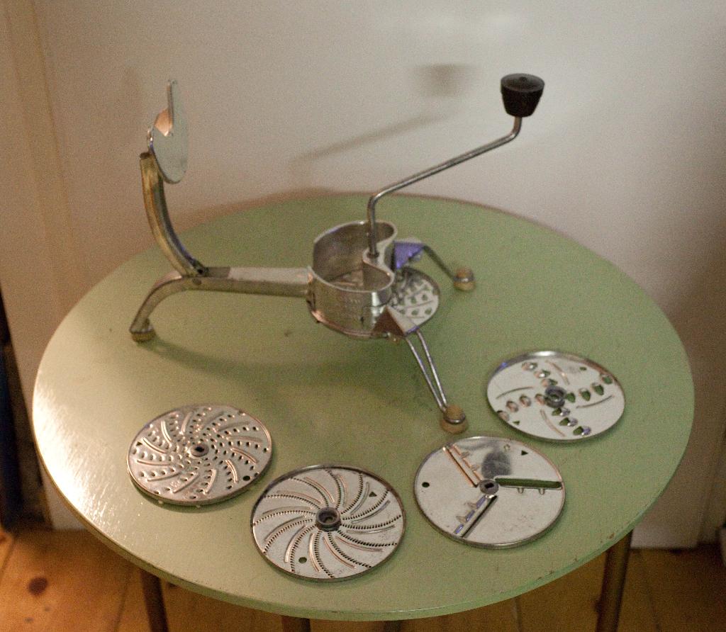 retro keuken snijmachientje / groente snijmachientje, Ophalen of Verzenden, Huis en Inrichting