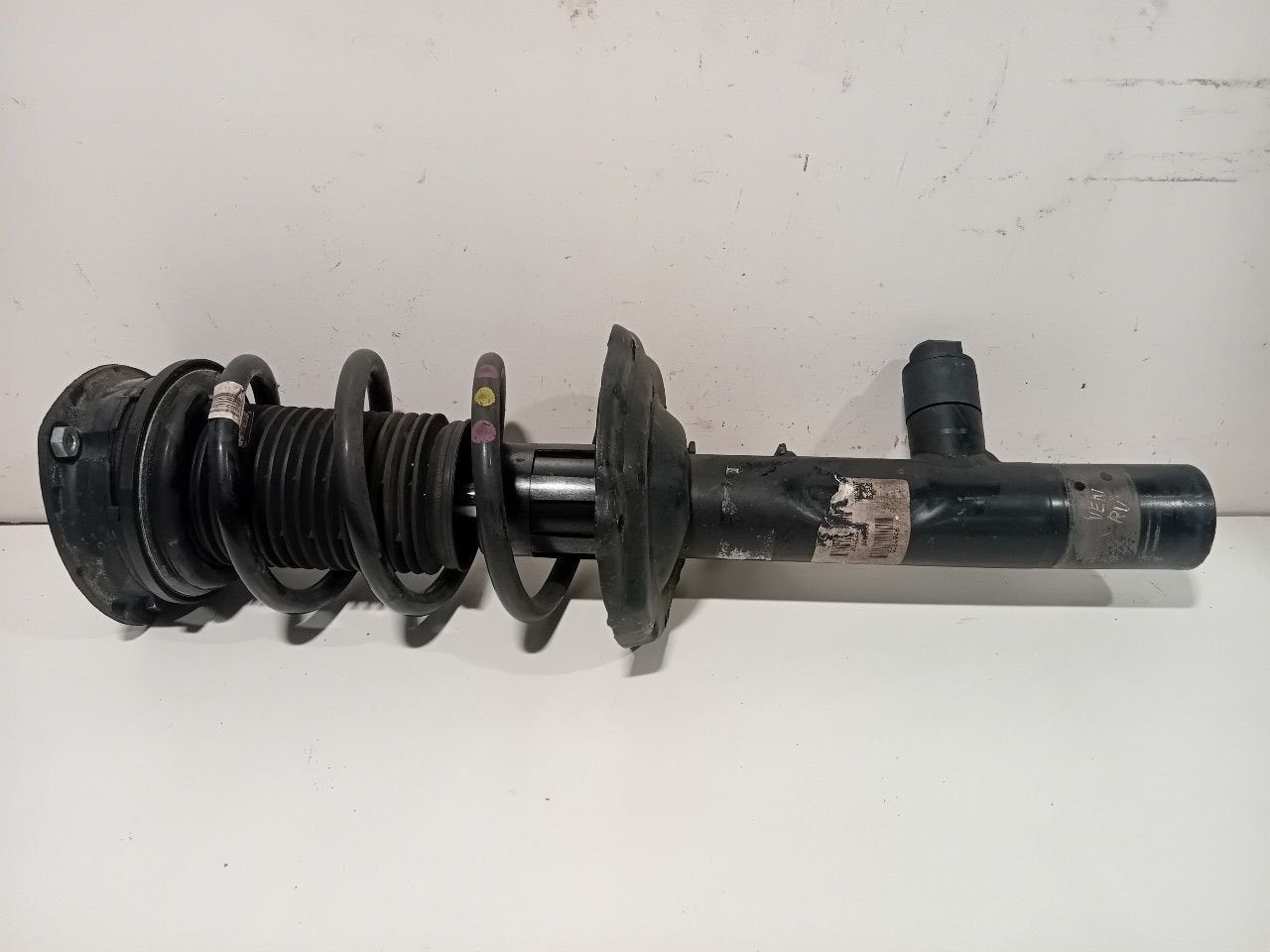 Veerpoot rechts voor Volkswagen Golf, Onderdelen@venauto.nl, Van der Ven Autorecycling B.V., Gebruikt, Ettenseweg 76, 4706 PB Roosendaal, The Netherlands