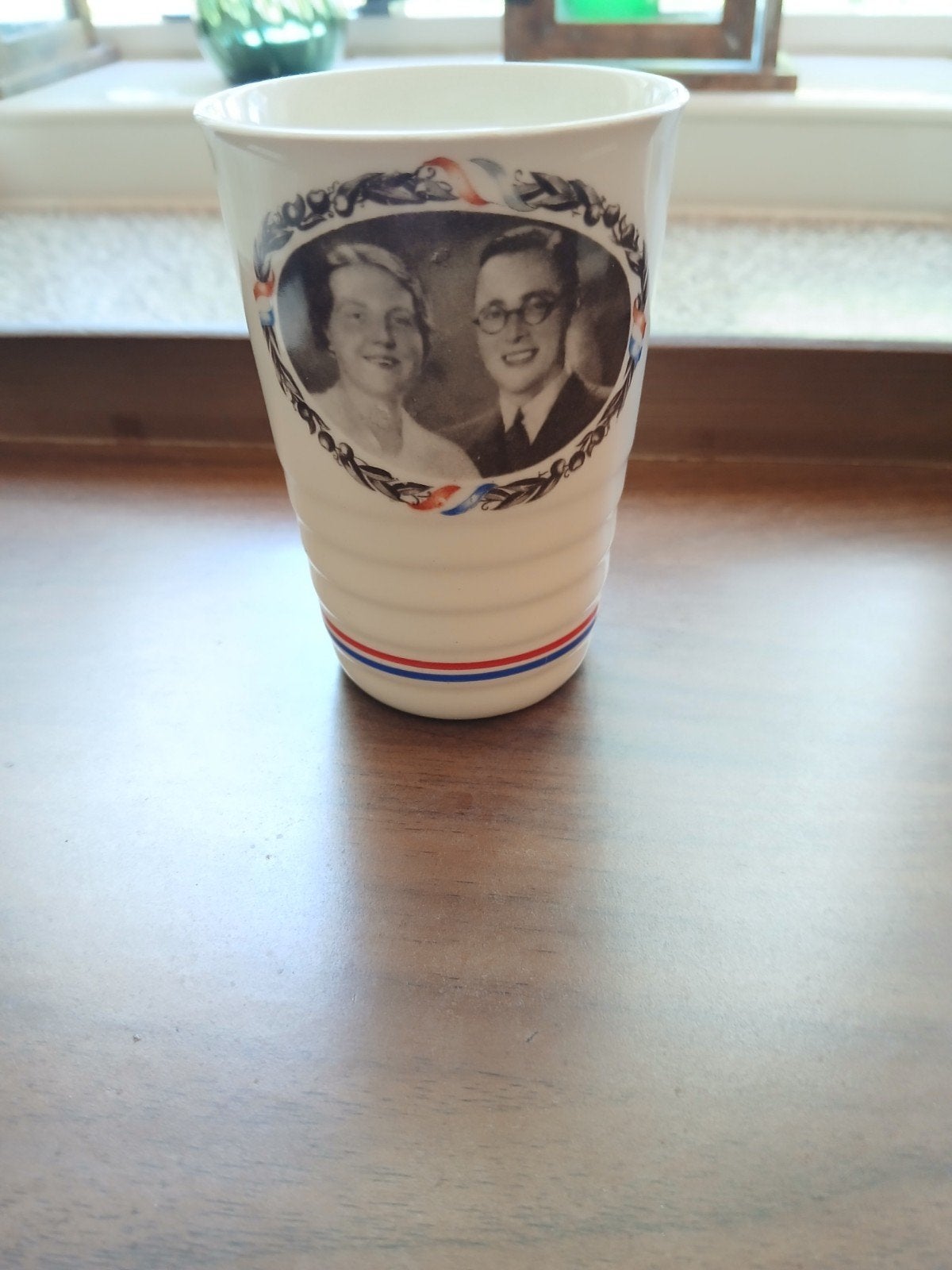 Vintage Beker Juliana en Bernhard - Koninklijk Huwelijk, Ophalen of Verzenden