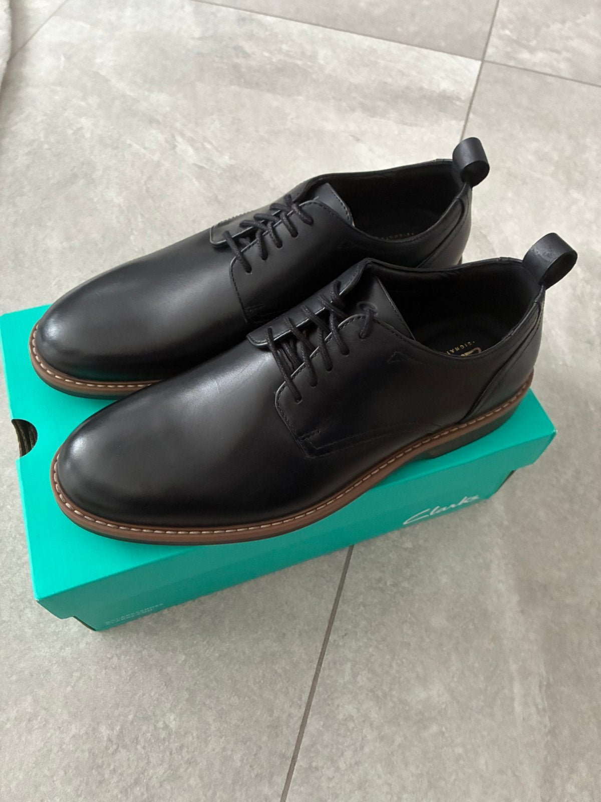 Clarks en Ecco maat 44 nieuw, Kleding | Heren, Schoenen, Ophalen of Verzenden, Nieuw, Zwart