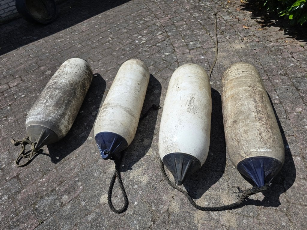 Polyform F6 stootwillen – 4 stuks – moeten  gereinigd worden, Ophalen, Gebruikt, Overige typen