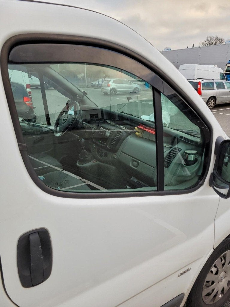 Opel Vivaro donkere zijwindschermen raamspoilers visors, Ophalen of Verzenden