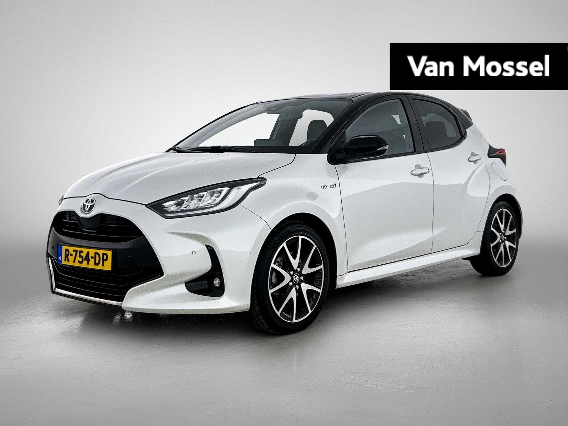 Toyota Yaris 1.5 Hybrid Launch Edition, Auto's, 12 maanden, 450 kg, Gebruikt, Euro 6