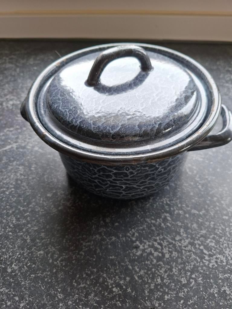 Grijs gewolkt emaille pannetje., Ophalen of Verzenden, Overige materialen