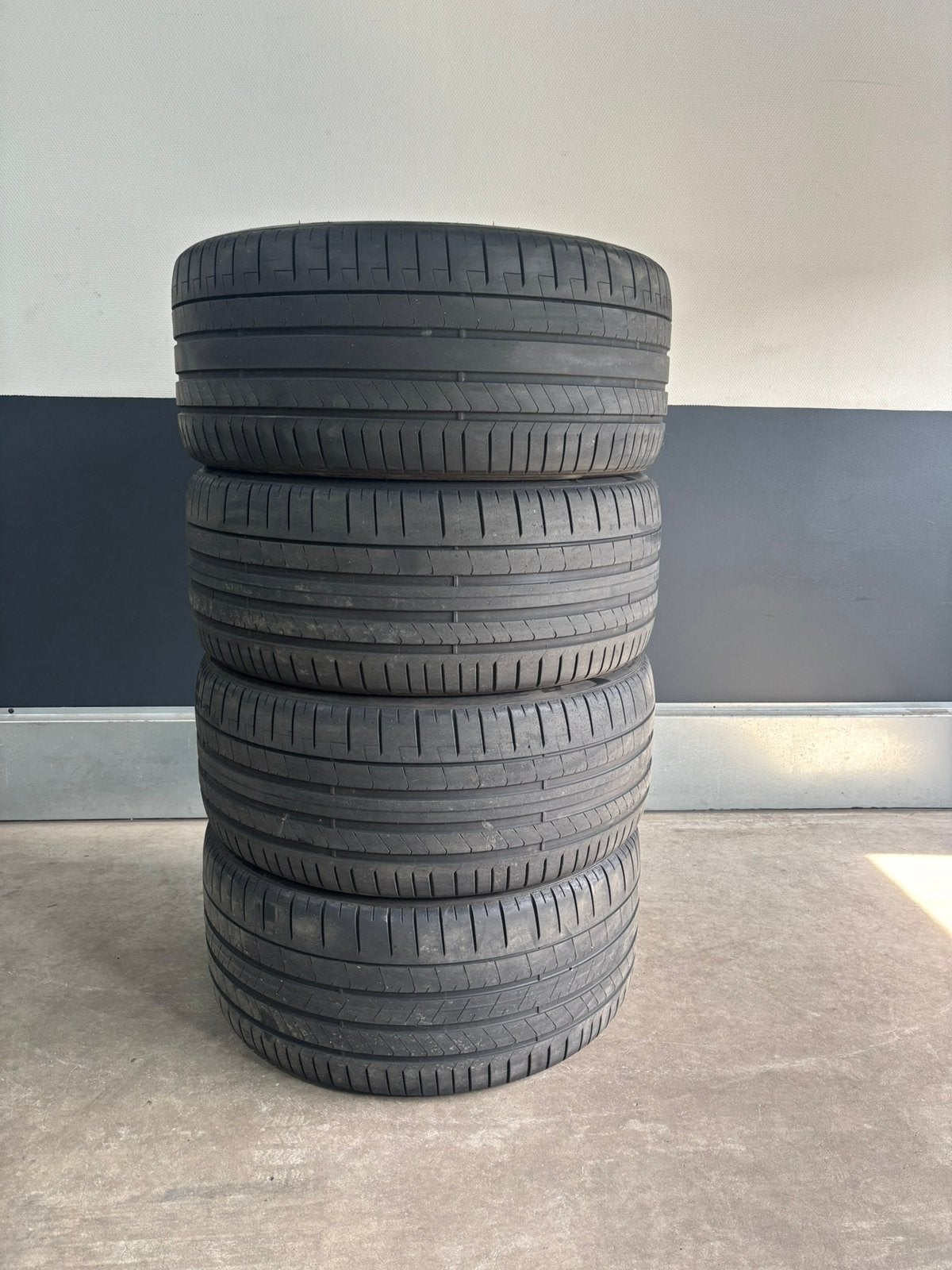 Pirelli P-Zero NCO 285/40 22 315/35 22, Auto-onderdelen, Banden en Velgen, Band(en), Zomerbanden, Overige maten, 285 mm, Gebruikt