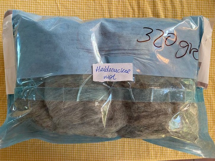 Heidschnucke wol, gewassen en gekaard (320 gr), Ophalen of Verzenden, Nieuw, Overige typen, Wolvilt