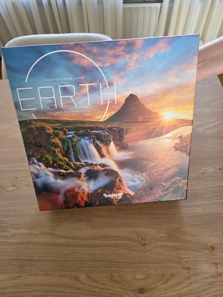 Earth Bordspel Kickstarter Editie - Zo goed als nieuw, Een of twee spelers, Ophalen of Verzenden, Zo goed als nieuw, Inside Up Games