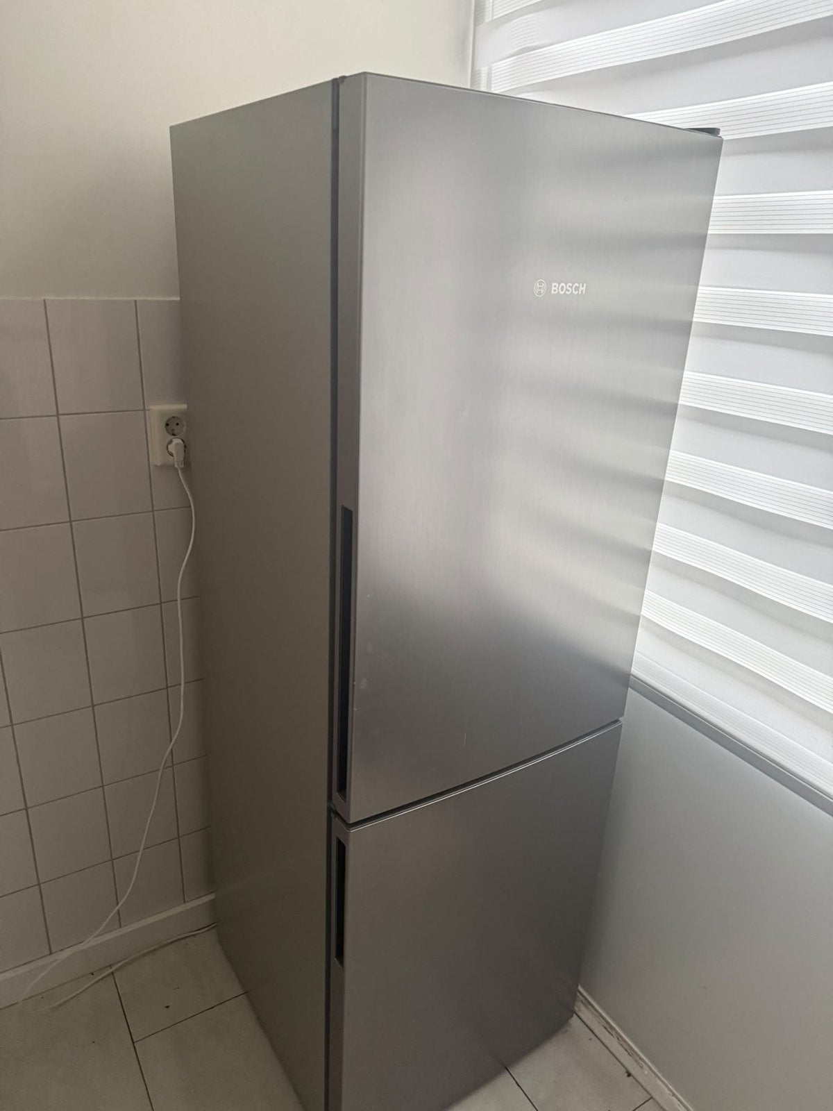 Foto 3 van Bosch Koel-vriescombinatie - Zilver MOET SNEL WEG
