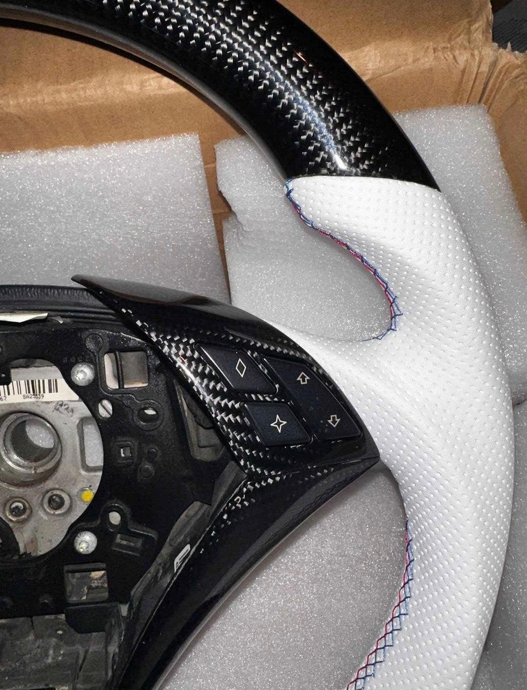 Sportstuur Carbon custom lci - BMW E91 E92 E93, Auto-onderdelen, Ophalen of Verzenden, Nieuw, BMW