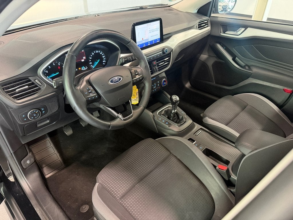 Ford Focus Wagon 1.0 EcoBoost Trend Navigatie|Carplay|Stoel/, Gebruikt, 1283 kg, Zwart, 999 cc