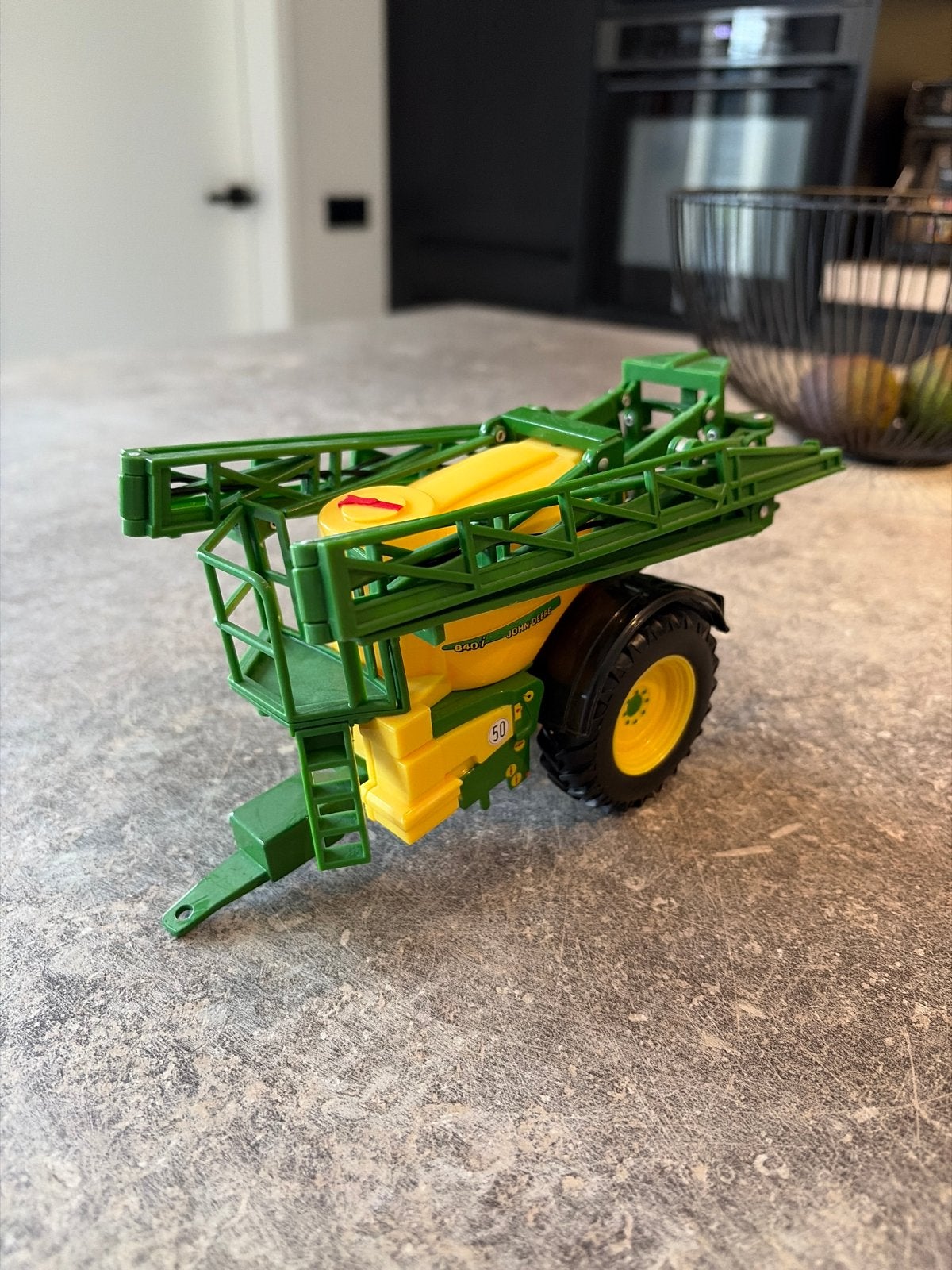 John Deere veldspuit 840i 1:32 Britains ERTL, Ophalen of Verzenden, Zo goed als nieuw