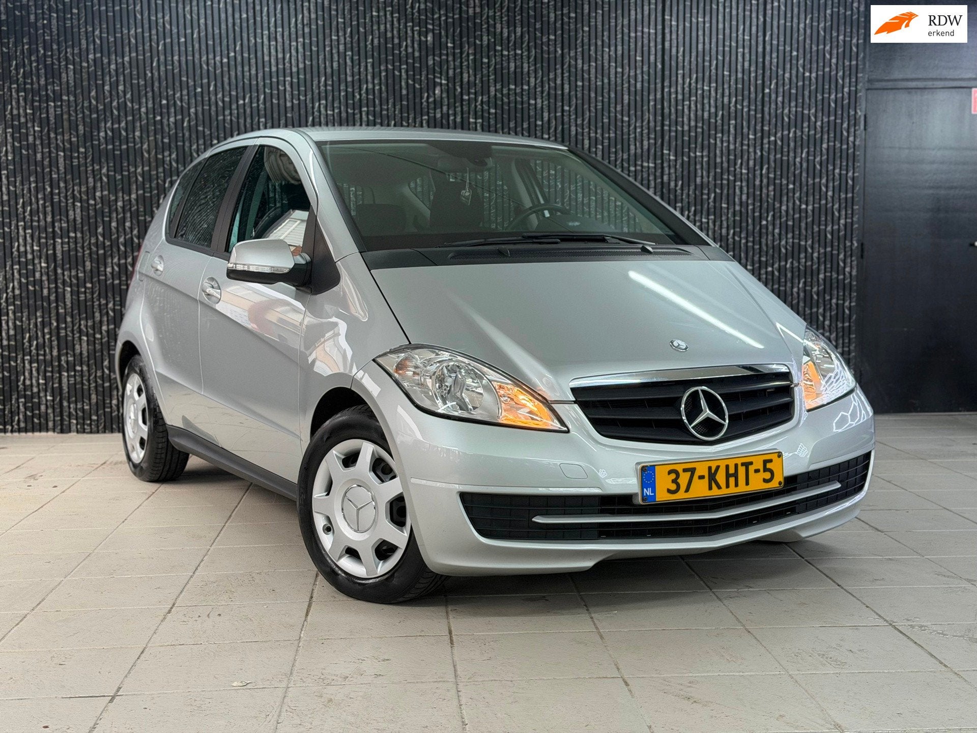 Mercedes-Benz A-klasse 160 Classic Automaat | Airco | lage k, Auto's, Dealer onderhouden, Origineel Nederlands, 1000 kg, Euro 4
