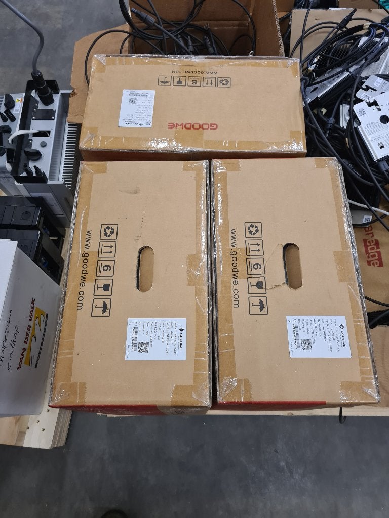 GoodWe GW6000-SDT-20 omvormer — 6kW — NIEUW in doos, Ophalen, Nieuw, Compleet systeem, 200 wattpiek of meer