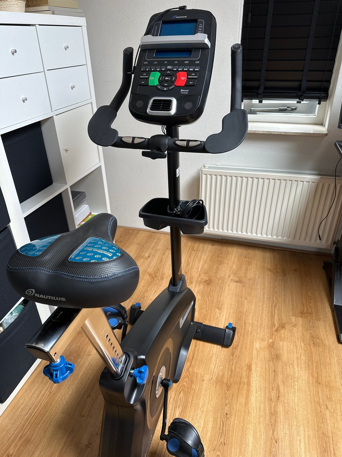Nautilus U628 Hometrainer - Zo goed als nieuw, Ophalen, Zo goed als nieuw, Metaal, Benen