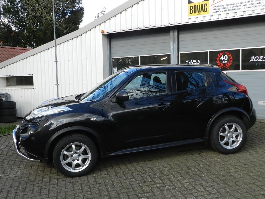 Nissan Juke 1.6 Visia Eco Navi Camera Bull bar 16"LMV Isofix, Euro 5, Stof, Zwart, 4 cilinders