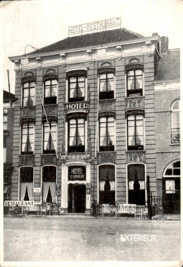 Goes - Hotel - De Korenbeurs, Verzamelen, Ansichtkaarten | Nederland, Ophalen of Verzenden, 1920 tot 1940, Ongelopen, Zeeland