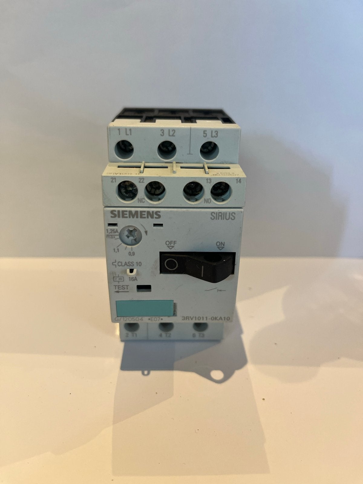Siemens Sirius 3RV1011-0KA10 Motorbeveiligingsschakelaar, Hobby en Vrije tijd, Gebruikt, Geen, Geen, Ophalen of Verzenden