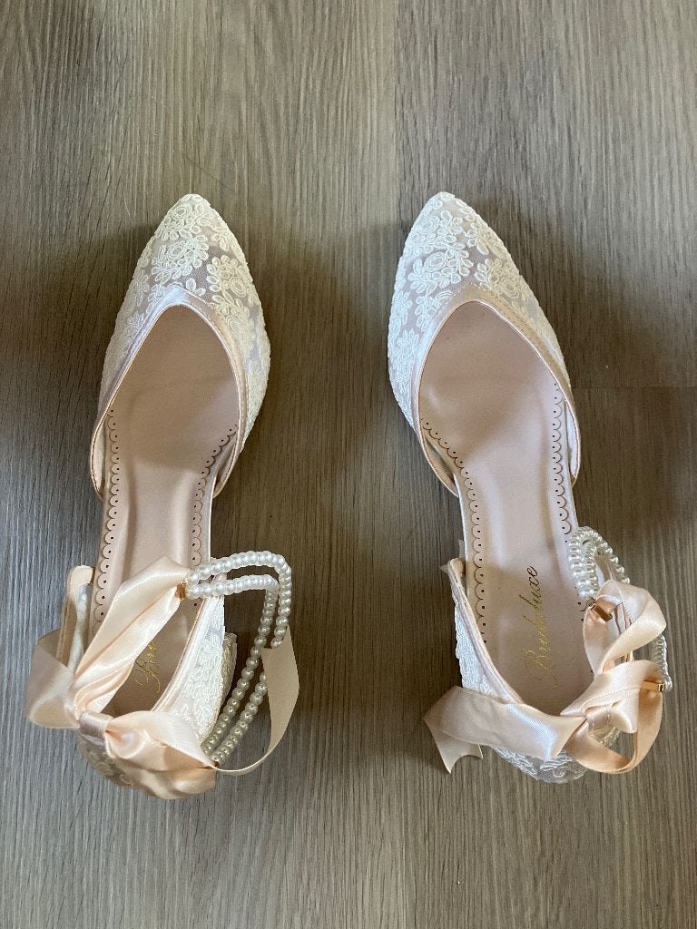 Bruidsschoenen maat 40, Beige, JJ’s house, Nieuw, Ophalen of Verzenden