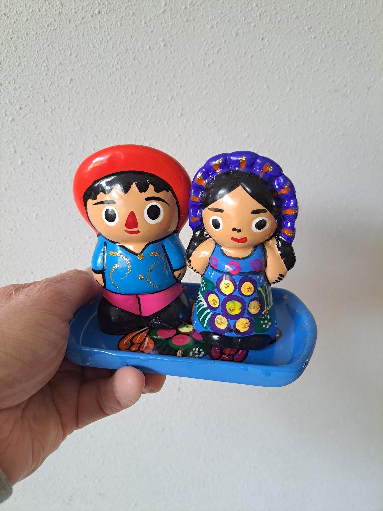 Peper en zoutstel uit Mexico, klei 14x8.5x10.5cm, Overige typen, Ophalen of Verzenden, Zo goed als nieuw, Meerkleurig