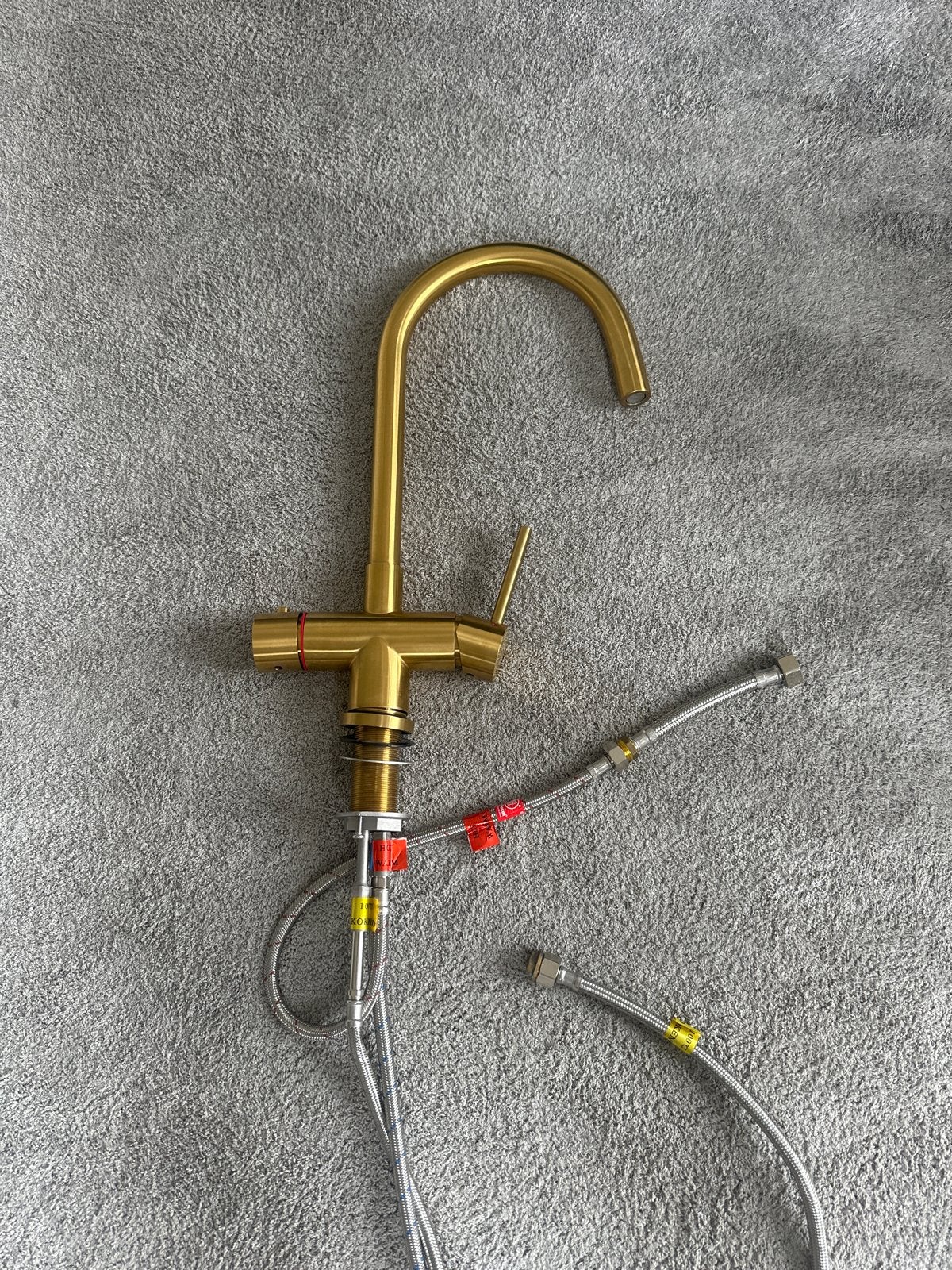 AQUA HOT+ 3in1 kraan - Goudkleurig (ZONDER BOILER), Ophalen, Overige typen, Goud, Nieuw