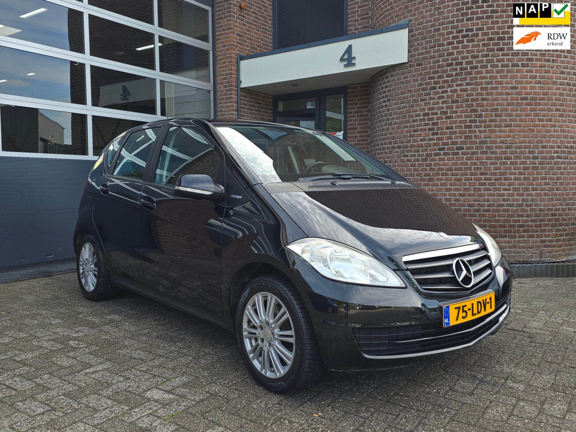 Mercedes-Benz A-klasse 160 BlueEFFICIENCY Business Class Air, Voorwielaandrijving, Euro 5, Start-stop-systeem, Origineel Nederlands