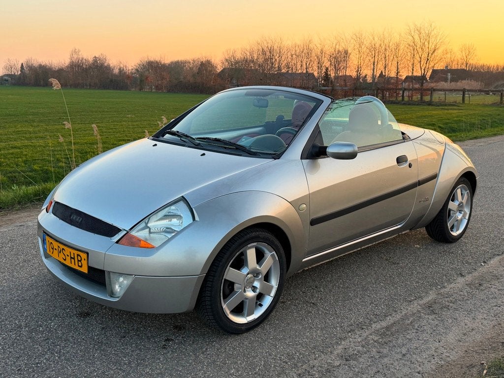 Ford Streetka Ka 1.6 Futura APK 02-2027 Airco Leder NAP, 1599 cc, Handgeschakeld, Euro 4, Zilver of Grijs