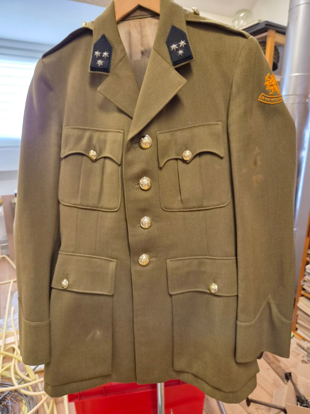 Oude servicedress KCT, Verzamelen, Militaria | Algemeen, Ophalen, Landmacht, Nederland, Embleem of Badge