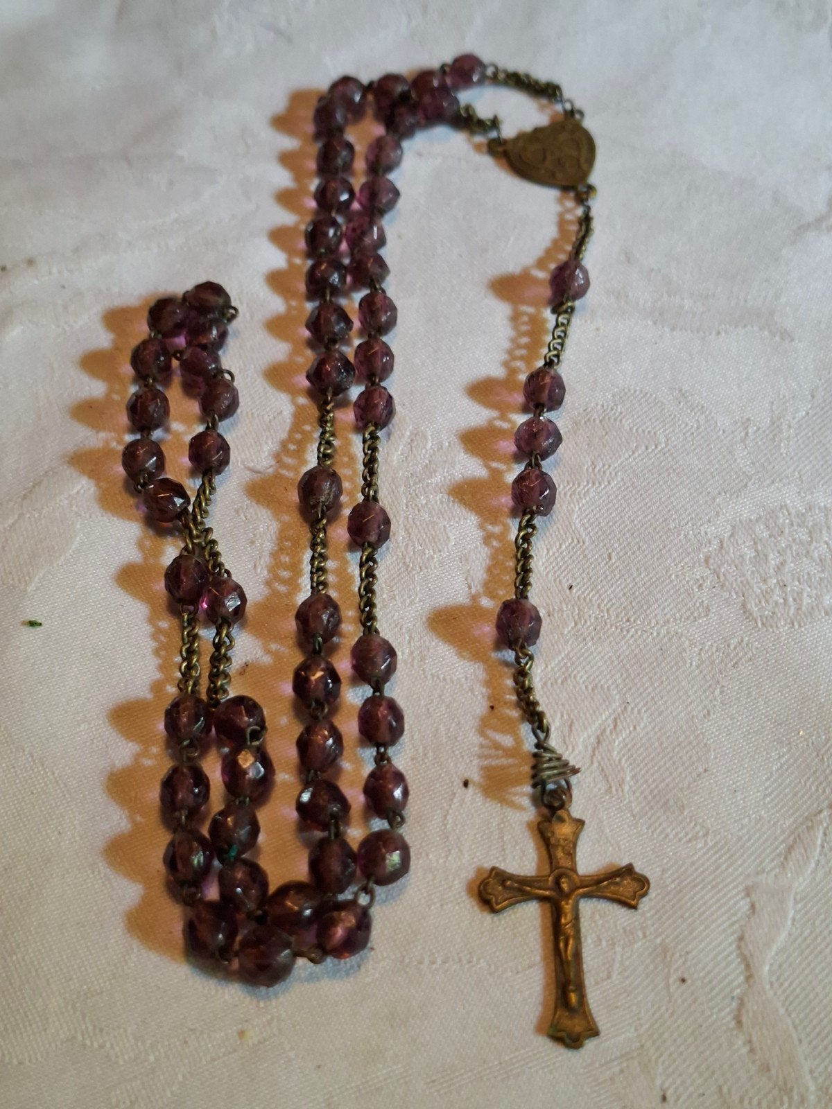 heel oude rozenkrans met lila glas kralen, Verzamelen, Religie, Verzenden, Gebruikt, Overige typen