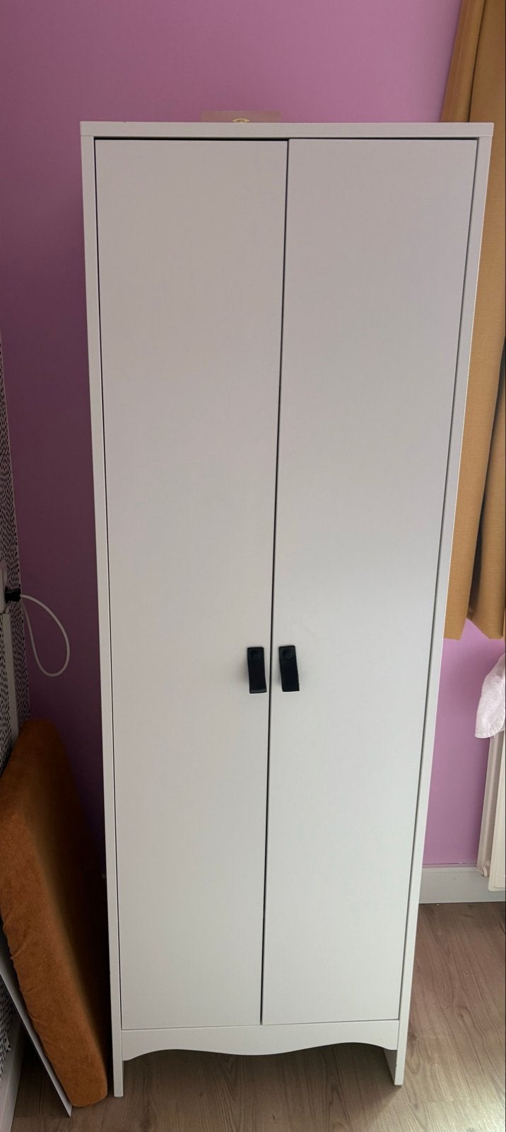 IKEA Kinderkast met plank en roede, Kinderen en Baby's, Kinderkamer | Commodes en Kasten, Ophalen, 105 cm of meer, Zo goed als nieuw