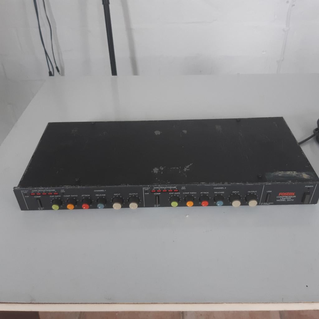 Fostex 3070 Compressor / Limiter – Studio Gear, Ophalen, Gebruikt, Compressor