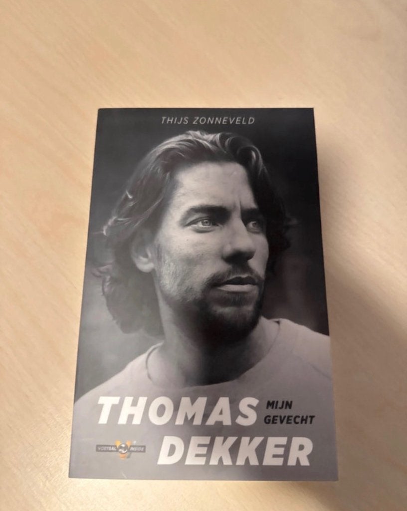Biografie Thomas Dekker, Thijs Zonneveld, Ophalen of Verzenden, Zo goed als nieuw, Sport