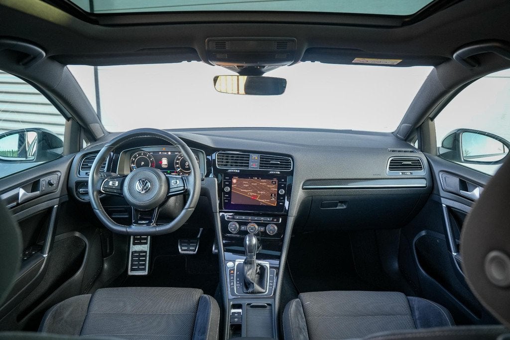 Volkswagen Golf 2.0 TSI 4Motion R Panodak Camera Navi ACC, Automaat, Gebruikt, 4 cilinders, 1984 cc