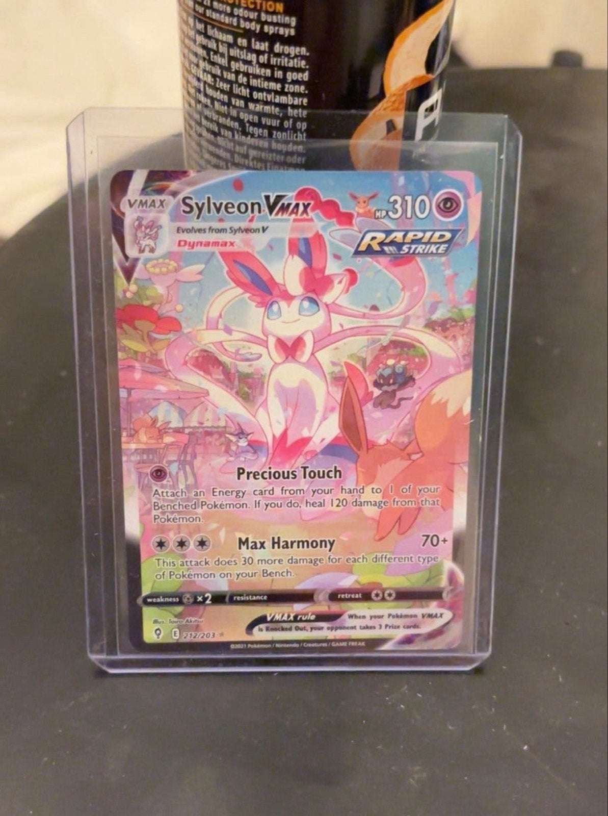 Sylveon VMAX 212/ 203 Evolving Skies *Mint*, Hobby en Vrije tijd, Ophalen of Verzenden, Zo goed als nieuw, Losse kaart