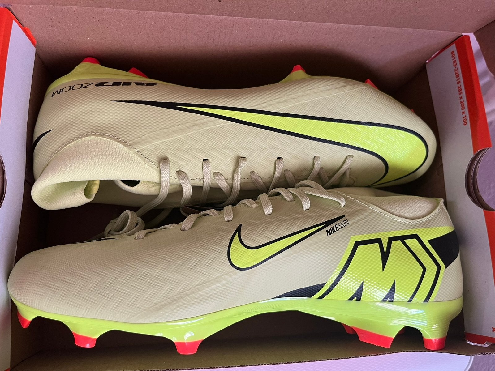 Nike mecurial superfly 10 geel, Schoenen, Nieuw, Maat M, Ophalen of Verzenden