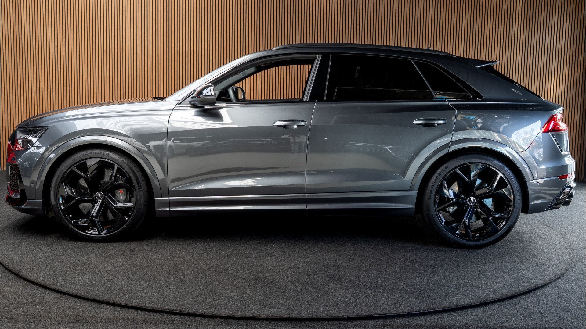 Audi RS Q8 4.0 TFSI B&O HUD Massage Keramisch Softclose ACC, Auto's, Dealer onderhouden, Gebruikt, 600 pk, Leder