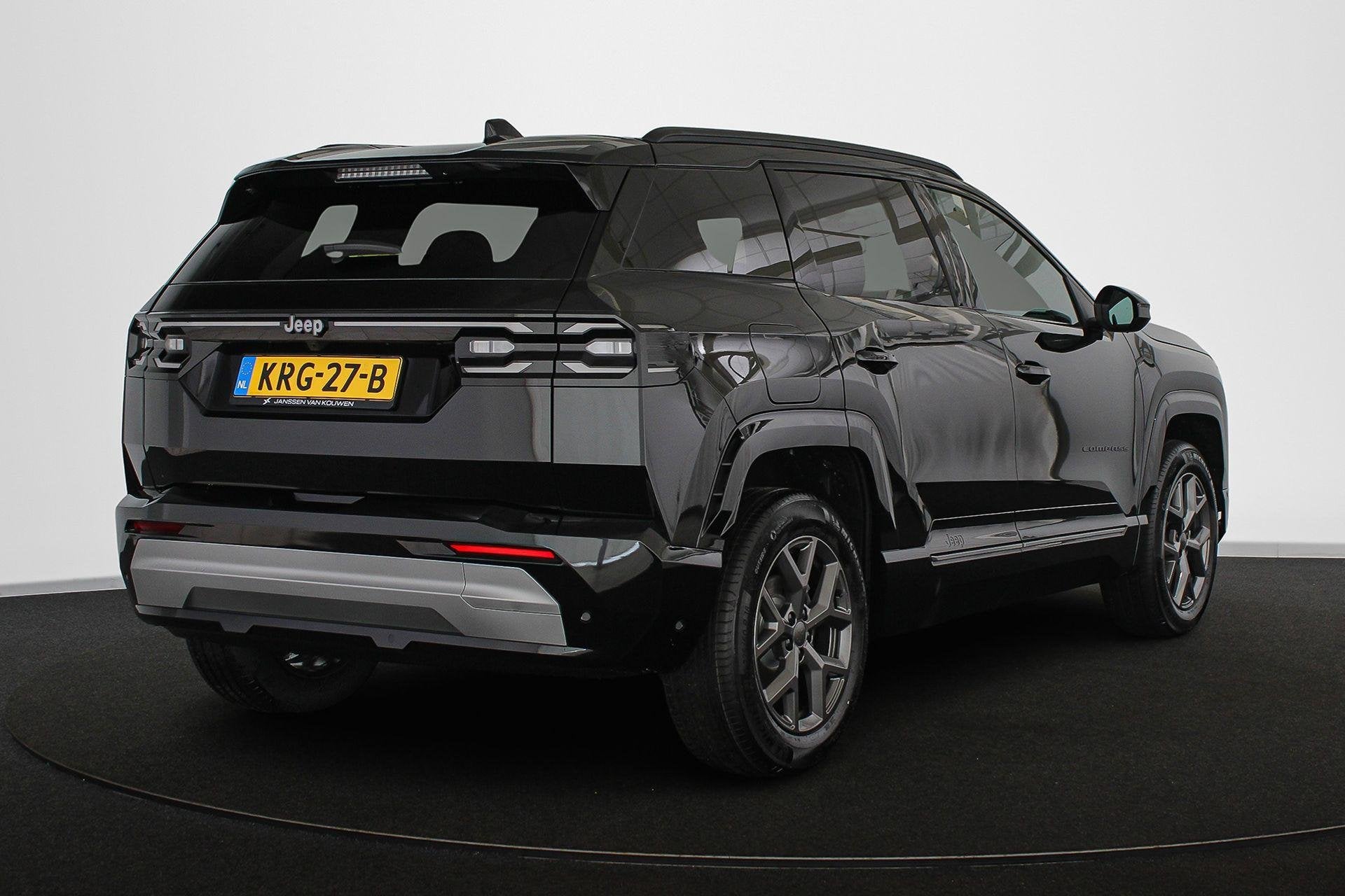 Jeep Compass 1.2 e-Hybrid Summit / 360 Camera / Schuifdak /, Auto's, 145 pk, Gebruikt, Automatische klimaatregeling, 1199 cc