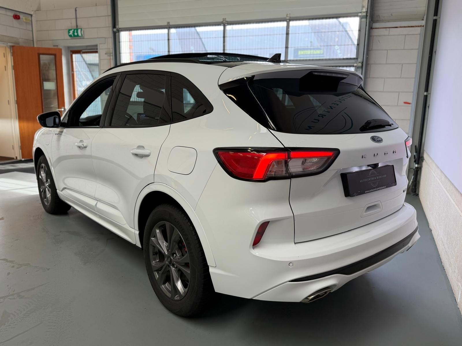 Ford KUGA 2.5 PHEV ST-Line X Automaat, Panoramadak, Stoel/St, Auto's, Dealer onderhouden, 14 kWh, 4 cilinders, Leder en Stof
