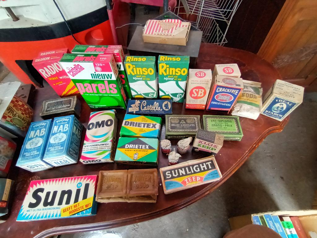 Verzameling vintage wasmiddel- en zeepverpakkingen, Antiek en Kunst, Ophalen of Verzenden