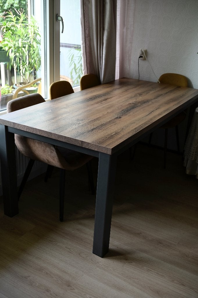 eettafel / table, 100 tot 150 cm, Zo goed als nieuw, Vijf personen of meer, 150 tot 200 cm