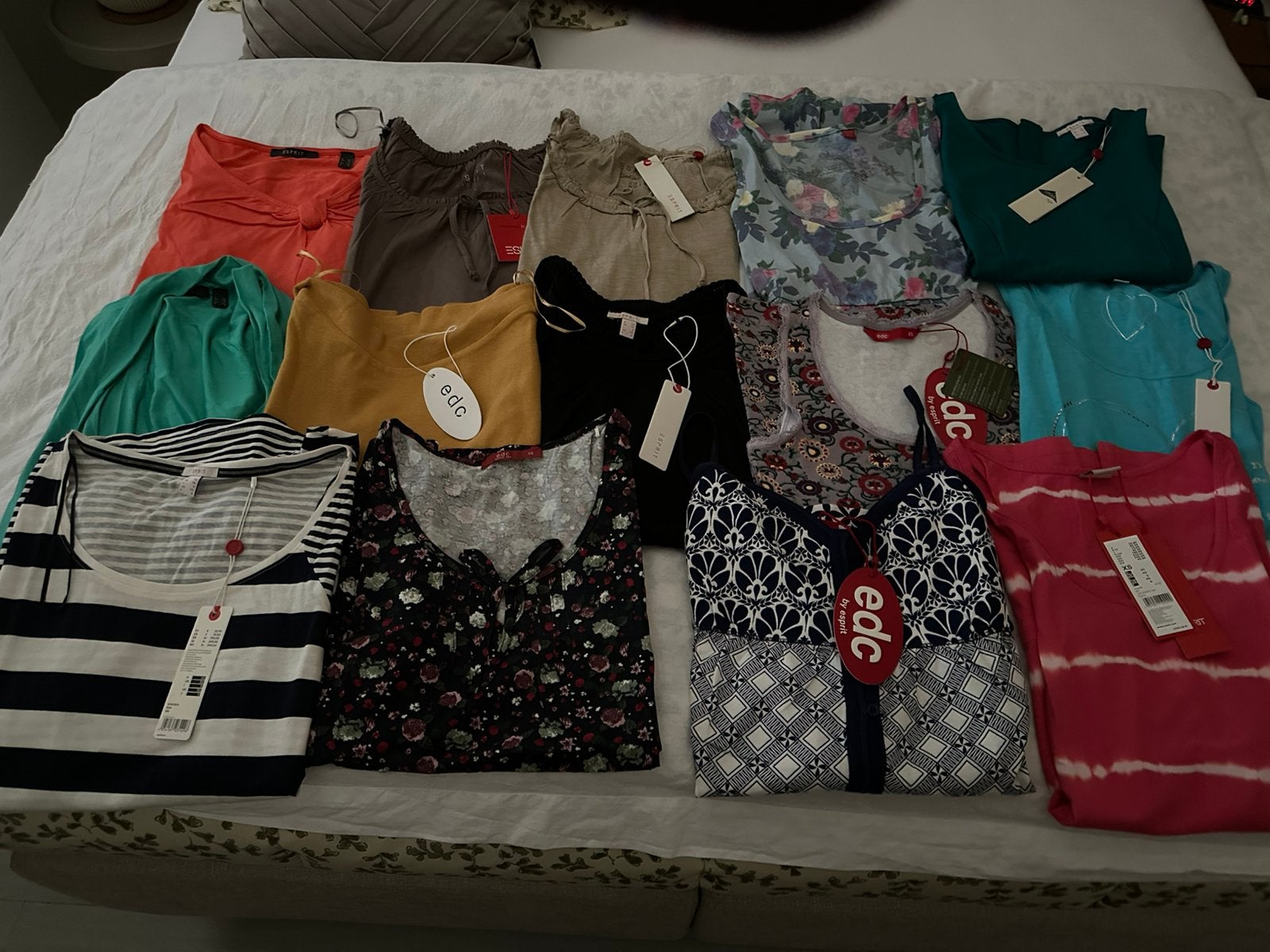 Diverse stuks bovenkleding dames maat XS, Ophalen