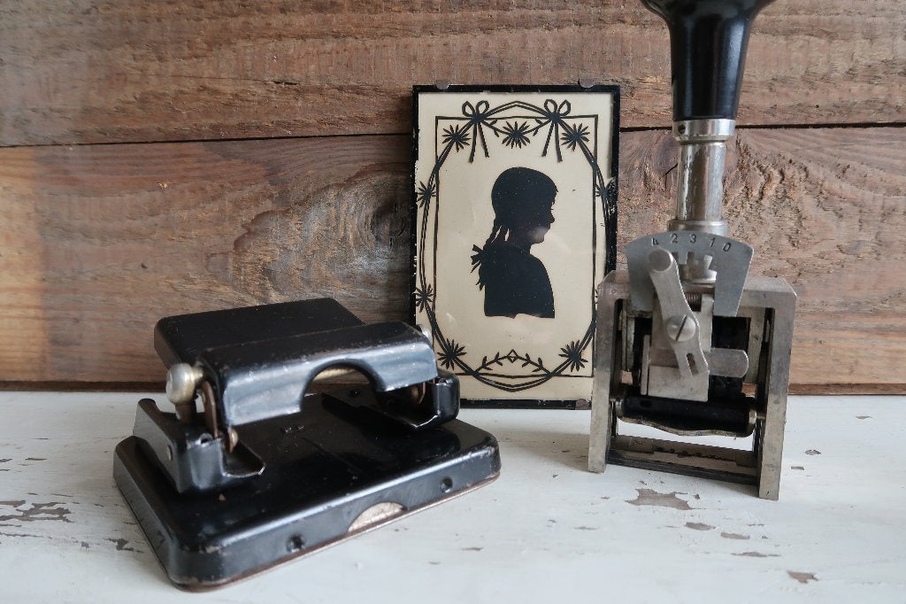 Stoer industrieel vintage Leitz perforator., Ophalen of Verzenden