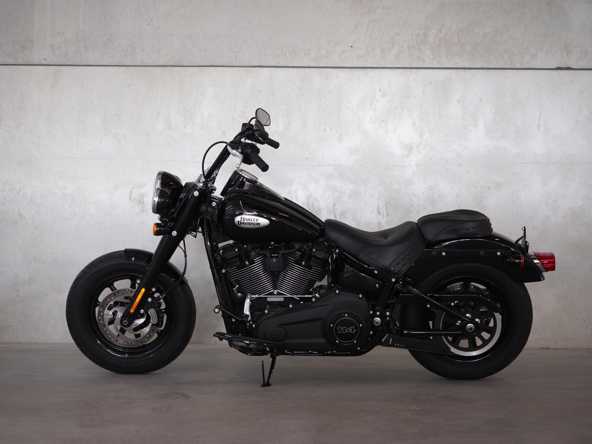 Harley-Davidson 114 FLHCS Softail Heritage Classic 2022 | Bl, Chopper, Cruise Control, Meer dan 35 kW, AutoUnit