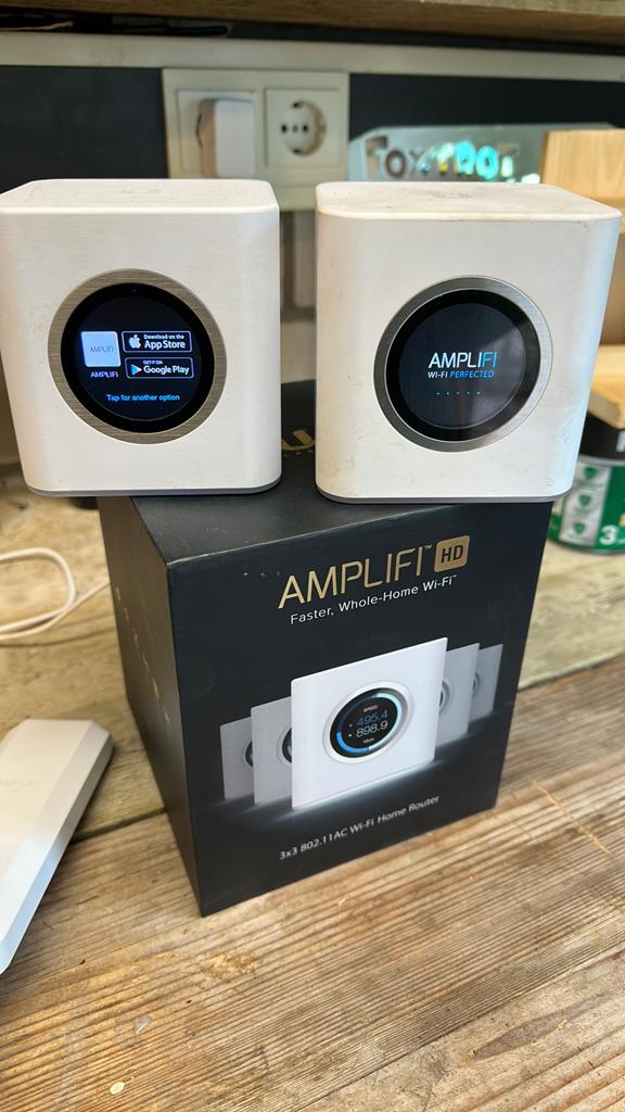 Amplifi HD Mesh Wi-Fi Systeem - Goede Staat, Computers en Software, Routers en Modems, Ophalen of Verzenden, Gebruikt, Router