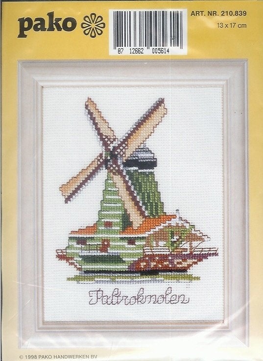 Cado pako borduurpakket  PALTROKMOLEN  oude prijs, Ophalen of Verzenden, Nieuw, Handborduren, Borduurpakket
