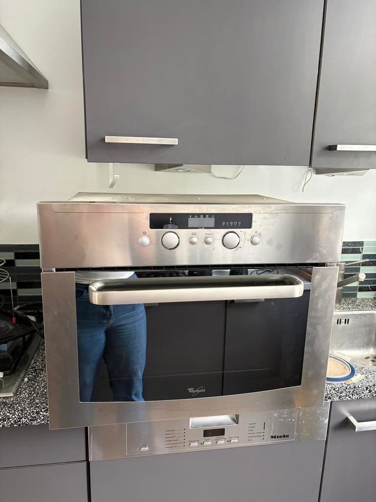 GRATIS AFHALEN combi magnetron (ovenfunctie werkt niet!), Ophalen, Zo goed als nieuw