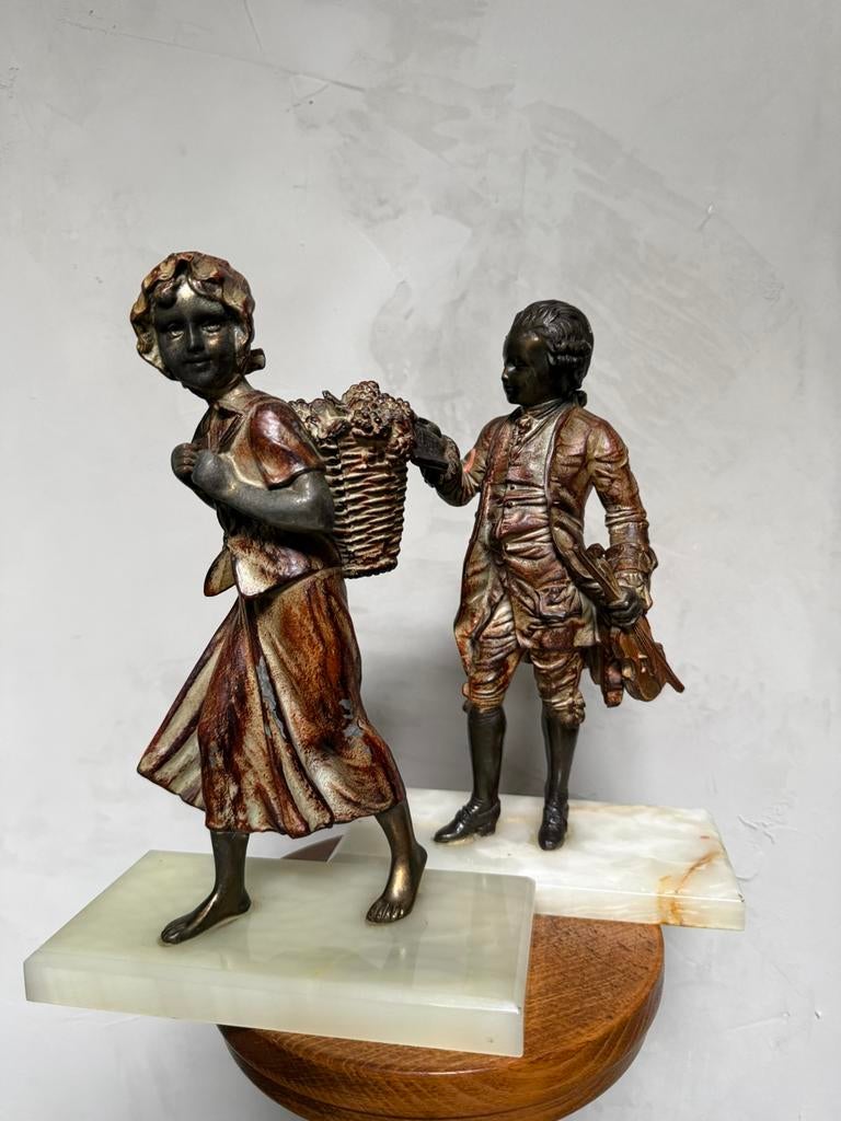 2x art deco beeldjes Mozart druivenplukster, Antiek en Kunst, Ophalen of Verzenden