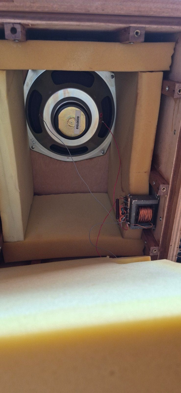 2 st. woofers in houten bekisting. Onderdeelnr. 610.0028, Ophalen, Gebruikt, Speakerset, Overige merken