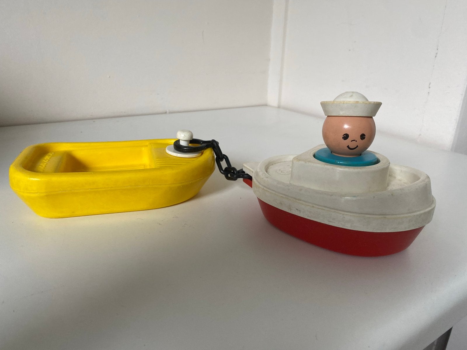 Vintage Fisher Price sleepboot met matroos en sleep, Ophalen of Verzenden, Gebruikt, Overige typen