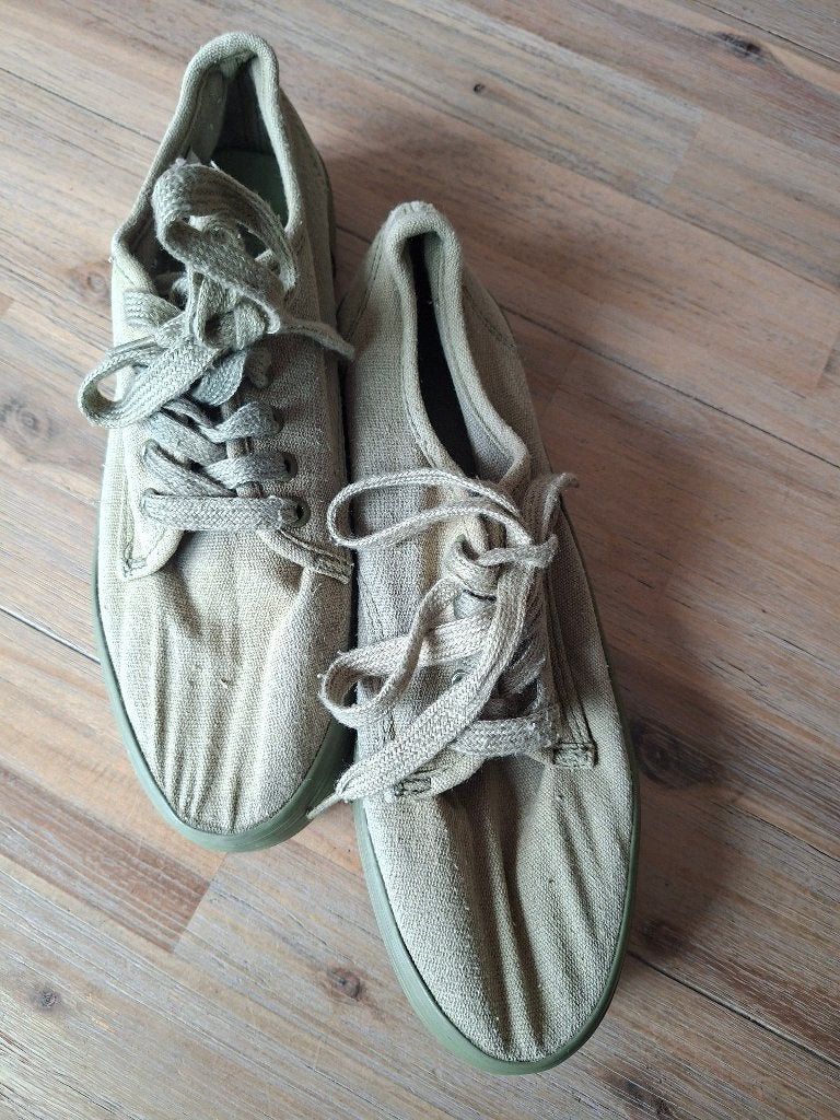 veterschoen. Hobb,s. Mt 40. Kaki canvas. Sneakers., Hobb,s, Nieuw, Ophalen of Verzenden, Sneakers of Gympen