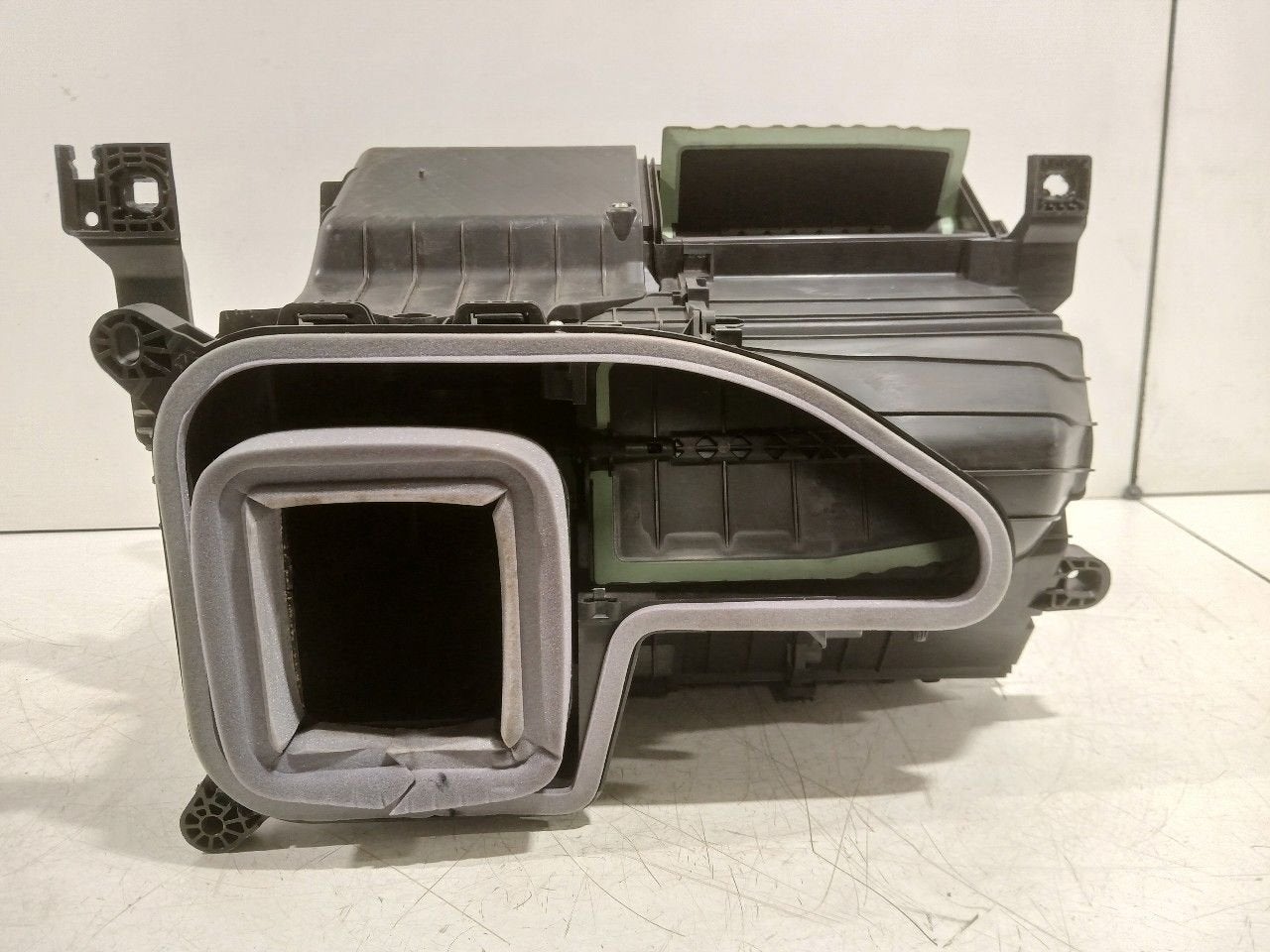 Kachelhuis Volkswagen ID.3, Onderdelen@venauto.nl, Van der Ven Autorecycling B.V., Gebruikt, Ettenseweg 76, 4706 PB Roosendaal, The Netherlands